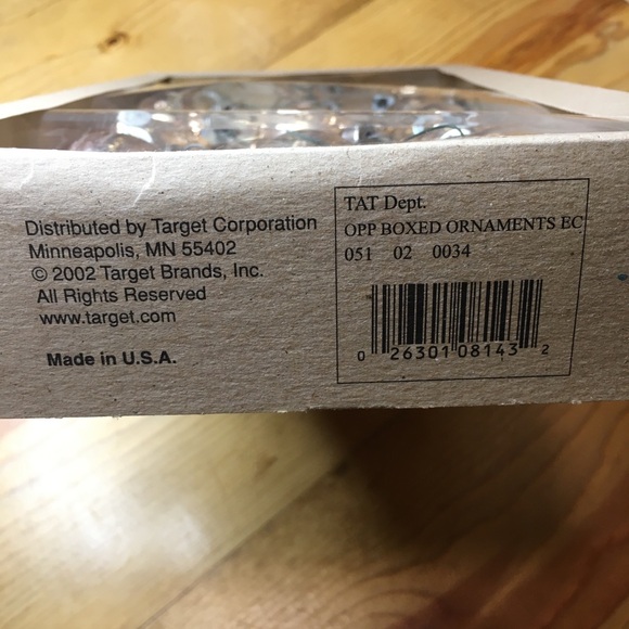 18 Glass Ornaments in Box Christmas Holiday Tree Decorations Small Ball - Picture 4 of 14